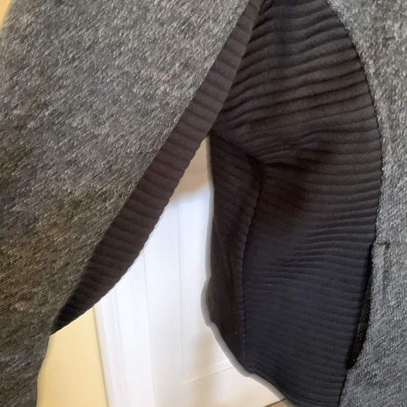 EUC.  Lightweight jacket - Picture 3 of 4